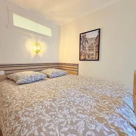 Amiral Des Ducs Apartament Dijon